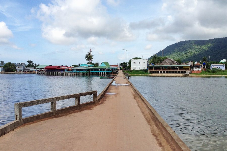 Cầu tàu Hàm Ninh, Phú Quốc