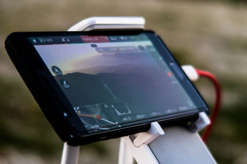 Sử dụng ứng dụng bản đồ, GPS khi du lịch